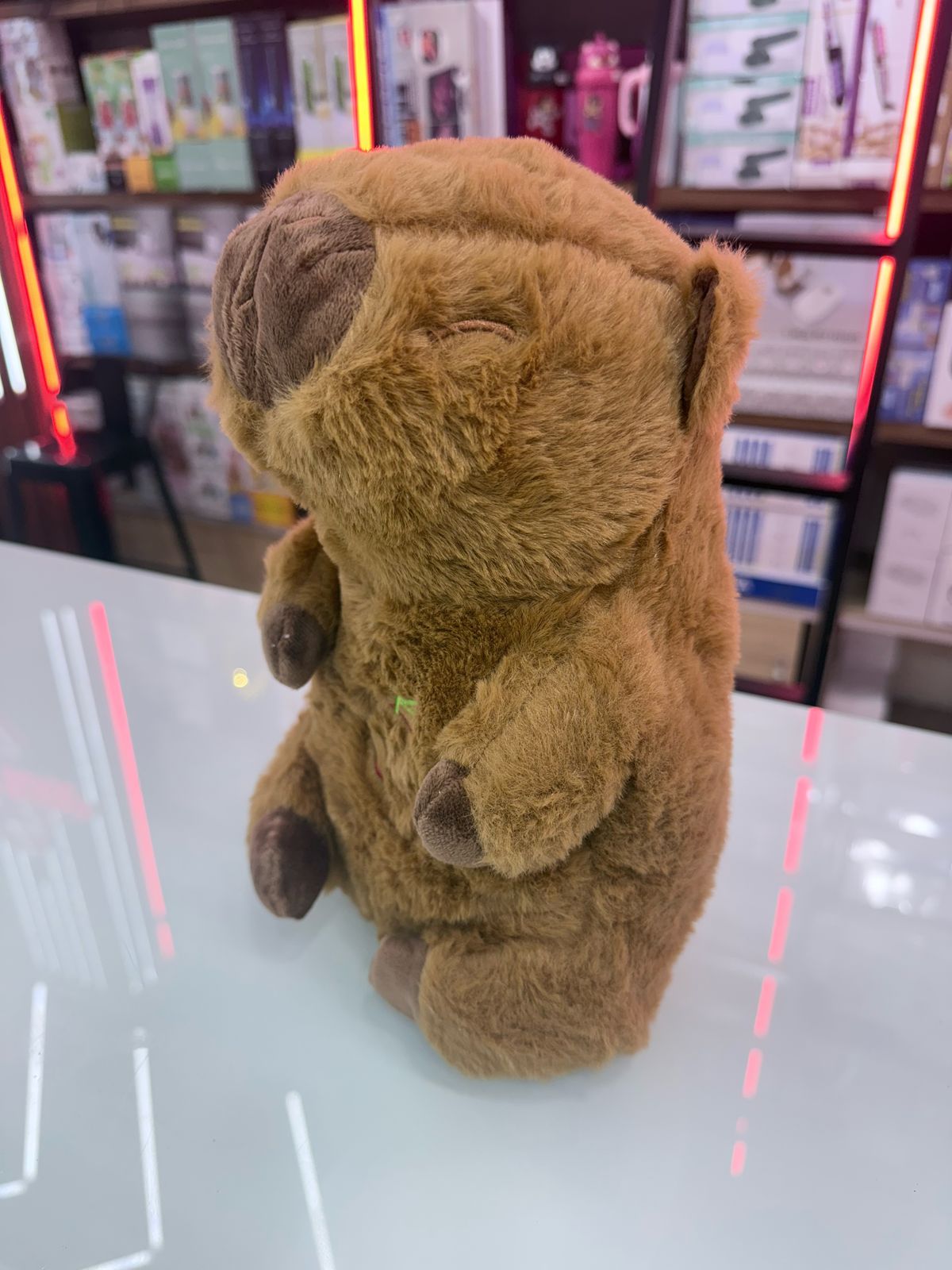 Miniatura 3 de Peluche que respira CAPIBARA